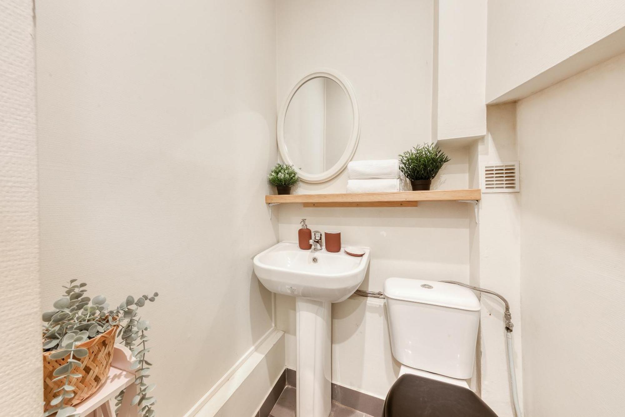 Apartment Paisible, Station Rer B 10 Min, Orly, Paris, Autonomous Access *